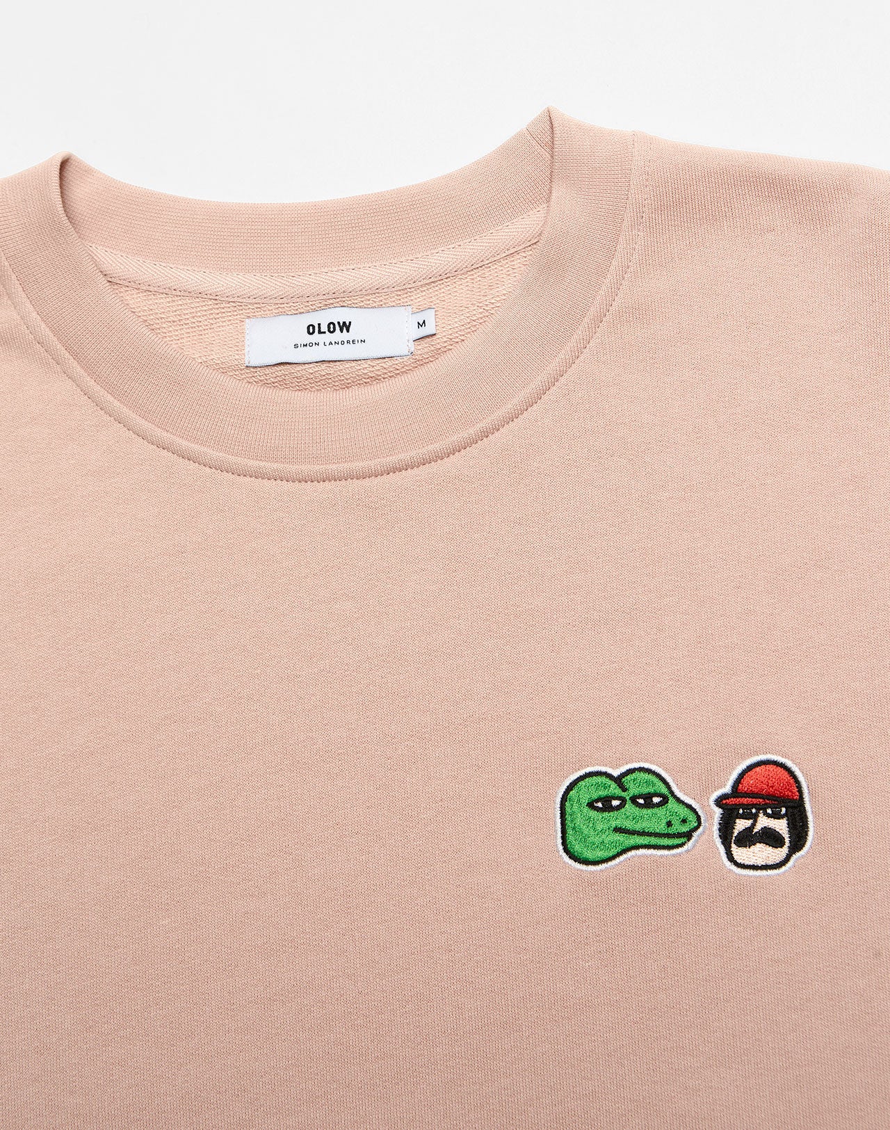 Sweat Free Hugs rose pastel
