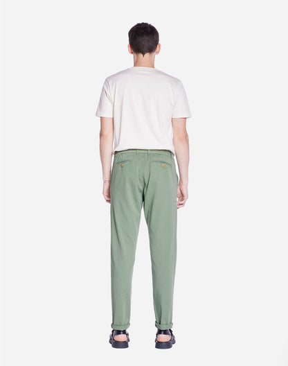 Pantalon Chino vert sauge