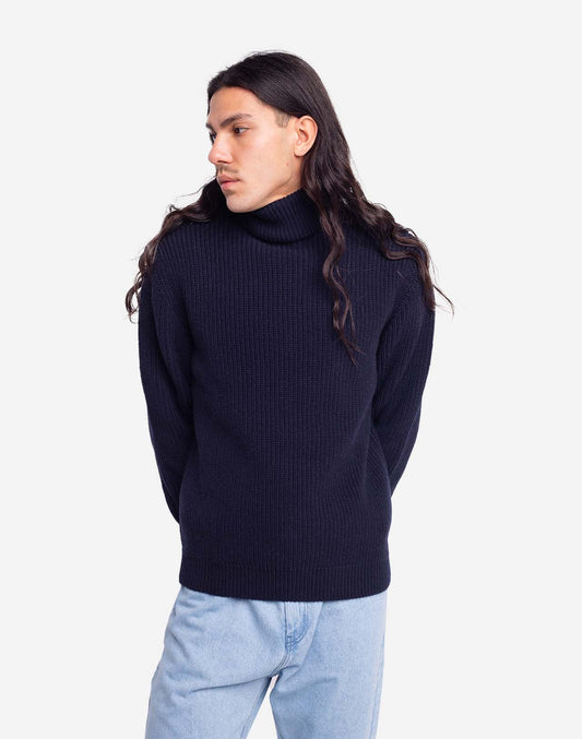 Pull Ernest marine